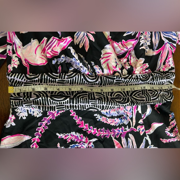 NWT perfect condition, knit, Lilly Pulitzer maxi dress - Picture 3 of 6